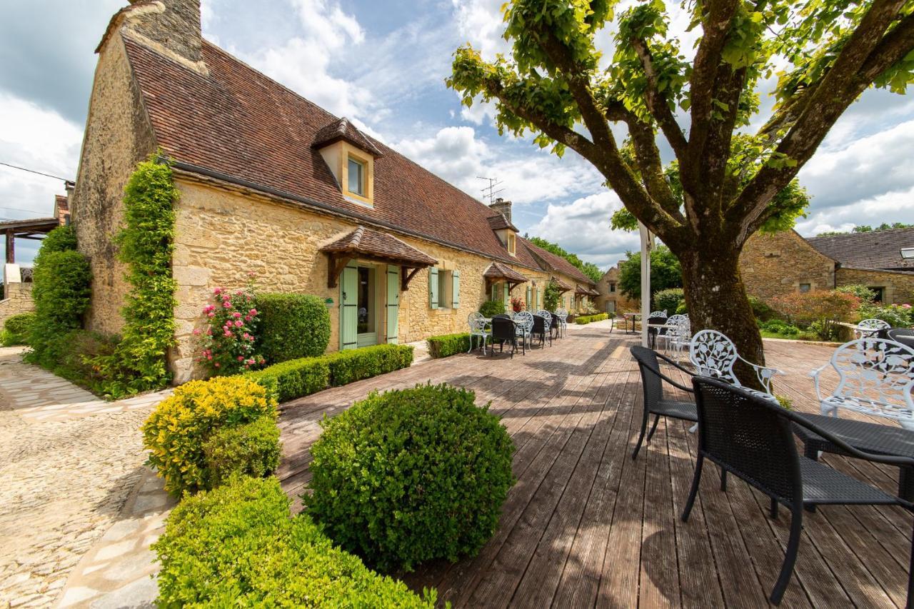 Hotel De La Ferme Lamy Meyrals Exterior photo